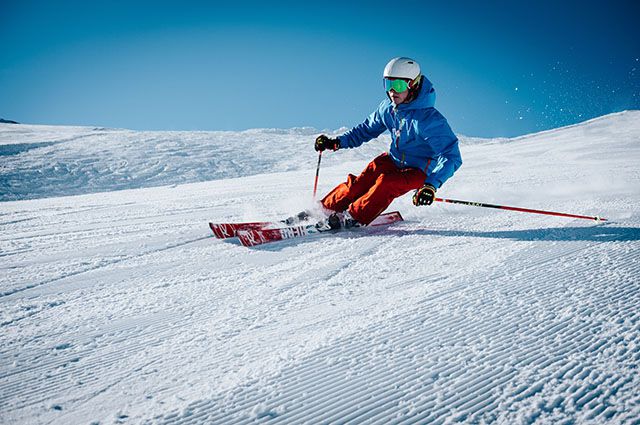 downhill skier